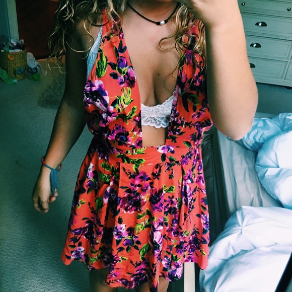 [SOLD] - Orange Floral Multiway Dress - Picture 2 of 3