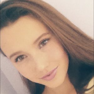 Meet your Posher, Lillian