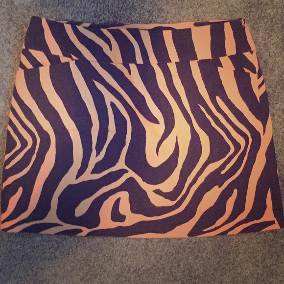 LOFT Exotic Print Mini