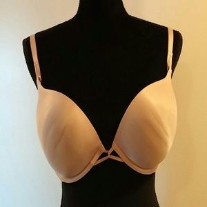 VS Miraculous Pushup bra