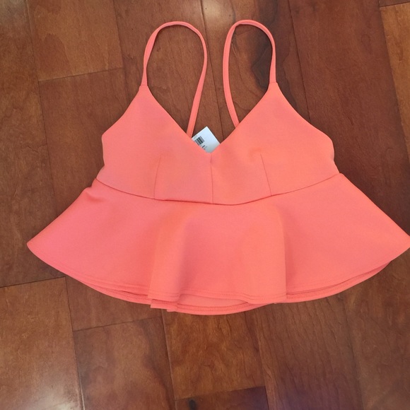 Coral top