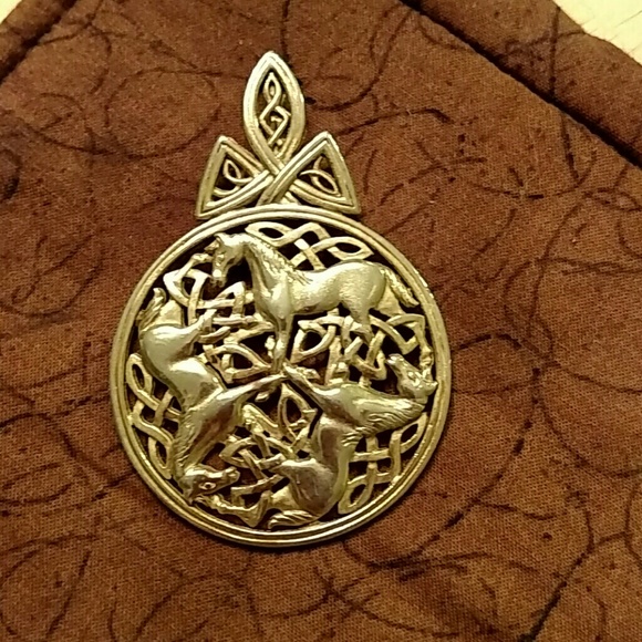 Celtic horse pendant
