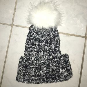 Brand New Beanie w/ Pom Pom