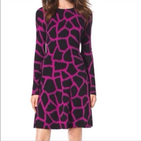 Michael Kors Giraffe Print Sweater Dress - Picture 4 of 4