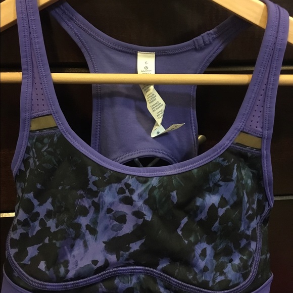 EUC Sweaty or Not Sports Bra Size 6.