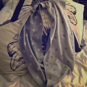 Two toned gray polkadot infinity scarf