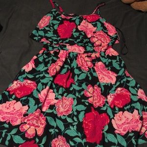 Elle pink flower dress