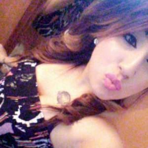 Meet your Posher, Stephanie