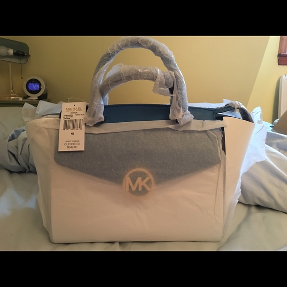 Michael Kors Purse - Picture 2 of 4