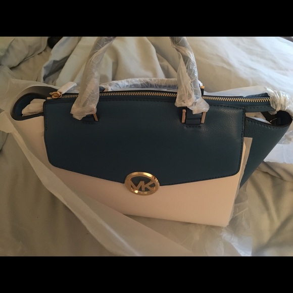 Michael Kors Purse - Picture 4 of 4