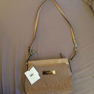 AUTHENTIC Calvin Klein Logo Jaquard