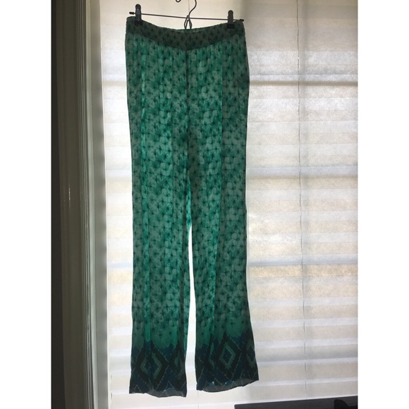 Pants - Picture 3 of 4