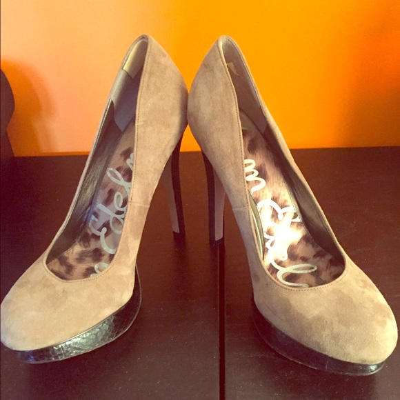 Sam Edelman platform pumps