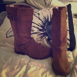 Tan suede boots