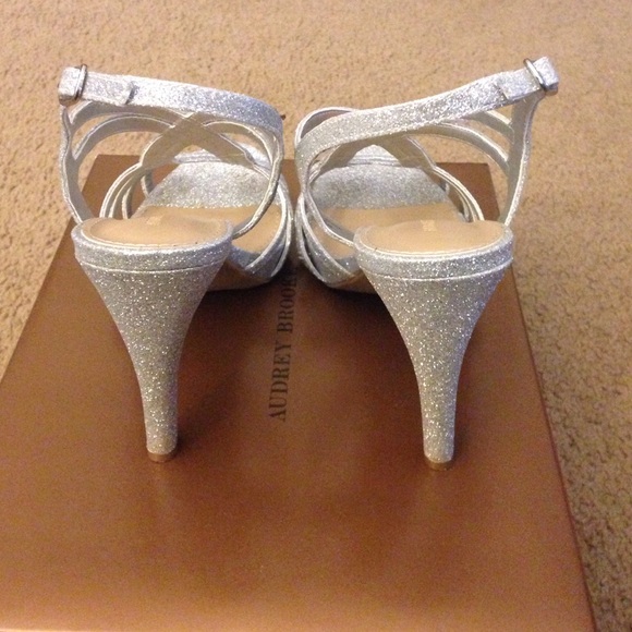 Sparkly heels - Picture 3 of 3