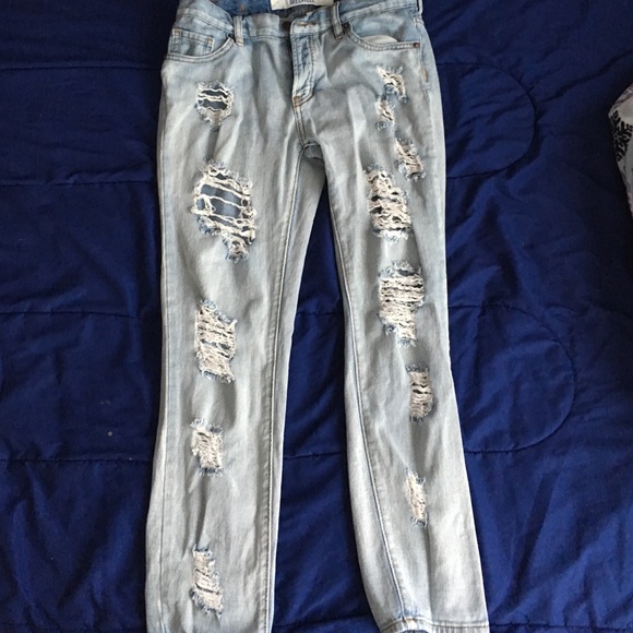 Brandy Melville Boyfriend Jeans