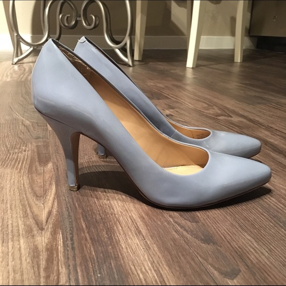 Periwinkle Pumps