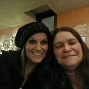 Meet your Posher, Teri