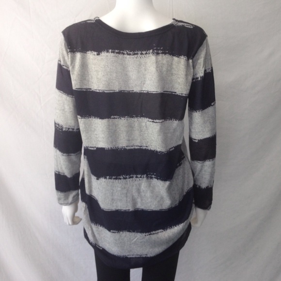 🎀1 LARGE LEFT🎀 Long Sleeve Color Block Sweater - Picture 3 of 4