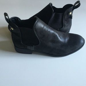 Black Mossimo size 7.5 Boots