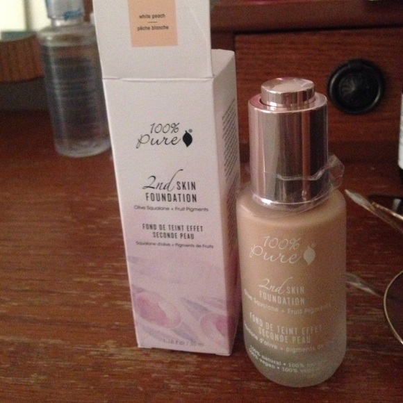 100percent pure 2nd skin foundation in white peach