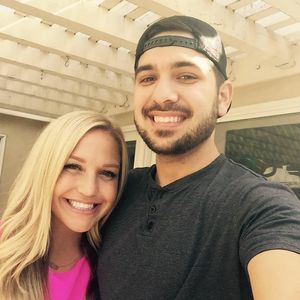 Meet your Posher, Carrie