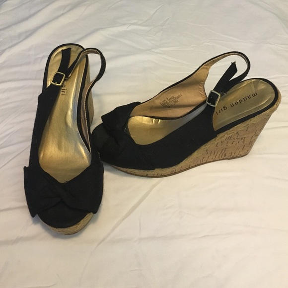 Madden Girl Wedges