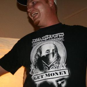 Meet your Posher, Tom