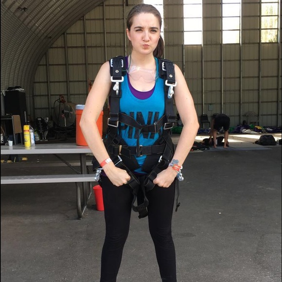 Meet your Posher, Jenny - Picture 2 of 2