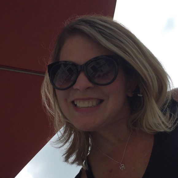 Meet your Posher, Nicole