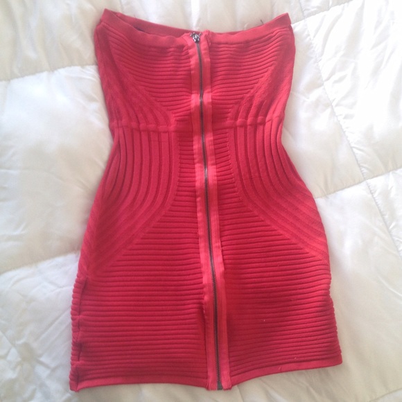 Bebe red tube bodycon dress - Picture 3 of 4