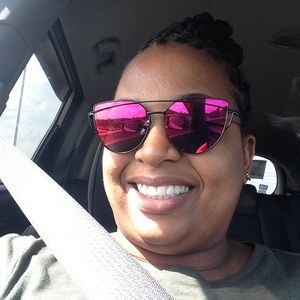 Meet your Posher, Fredricka