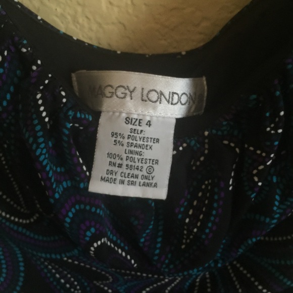 Dress - Picture 3 of 3