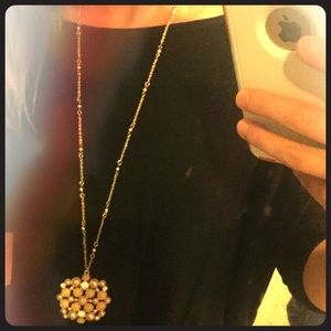 Gold pendant banana republic necklace