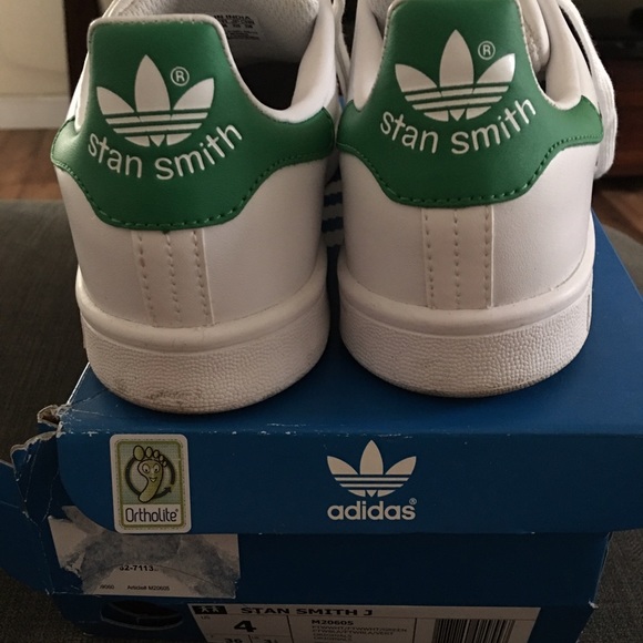 Adidas Stan Smith white/green size 4Y - Picture 2 of 4