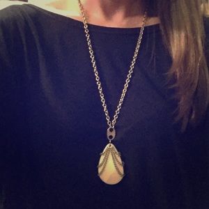 Banana republic white stone pendant gold necklace