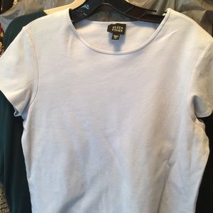 Eileen Fisher t-shirt with short sleeves