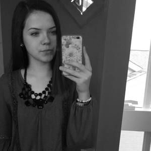 Meet your Posher, Ava