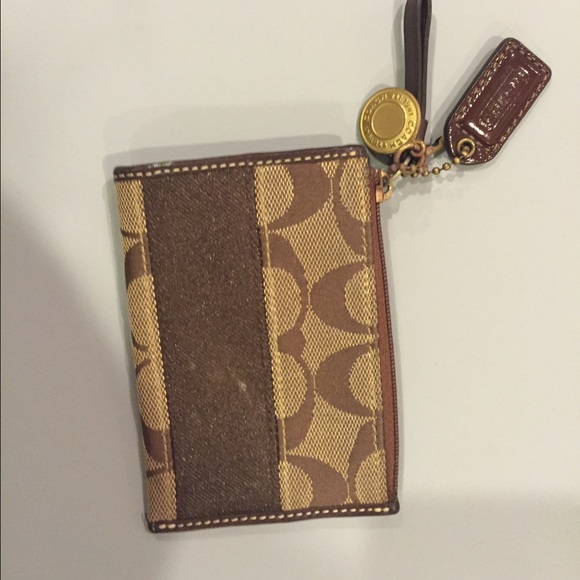 Coach ID/change wallet