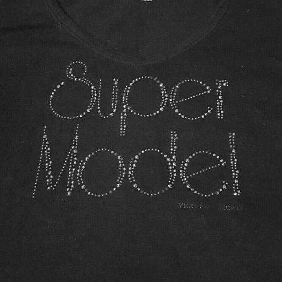 🚨DONATING 🚨Sheer VS tee