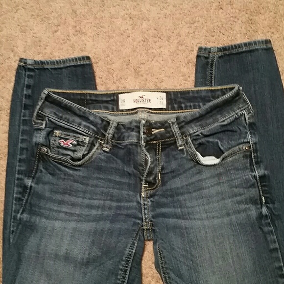 HOLLISTER SKINNY JEANS