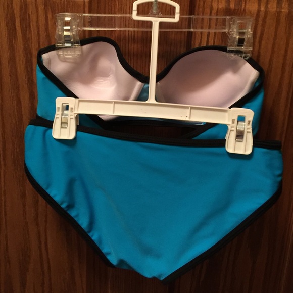 Juniors Bikini - Picture 2 of 3