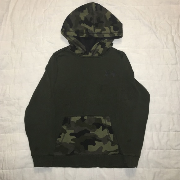 Under Amour sweat shirt!