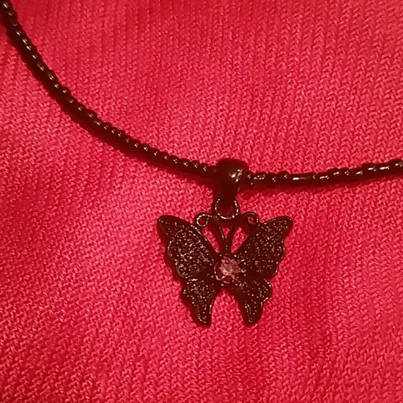 Necklace - Picture 2 of 4