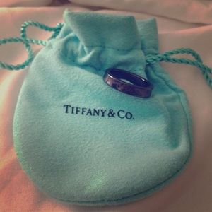 Tiffany 1837 narrow titanium ring