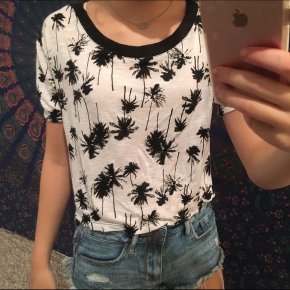 Mossimo Supply Co. Tops - Palm tree t shirt!