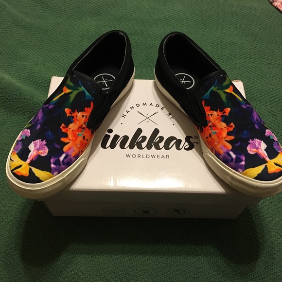 Brand New size 8 Inkkas