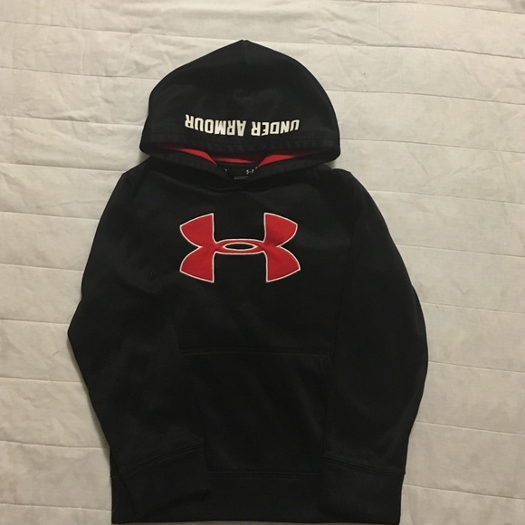 Under Amour sweat shirt!
