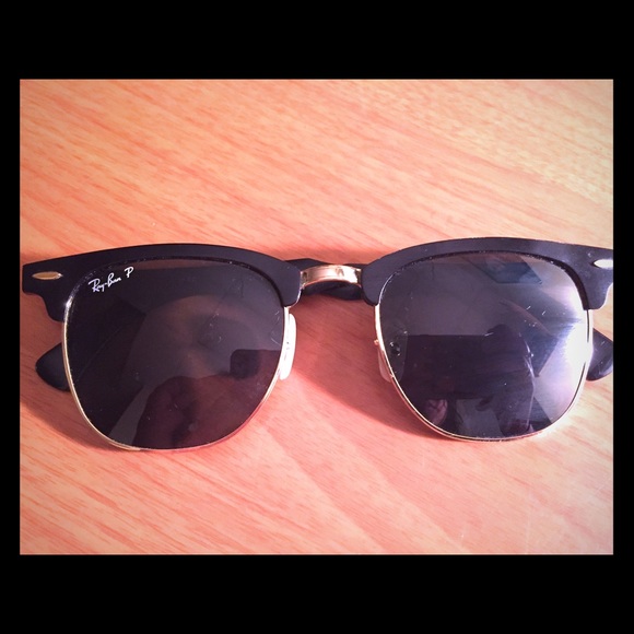 Black Raybans - Picture 2 of 3