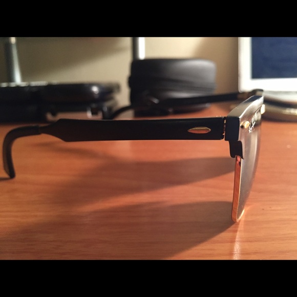 Black Raybans - Picture 3 of 3